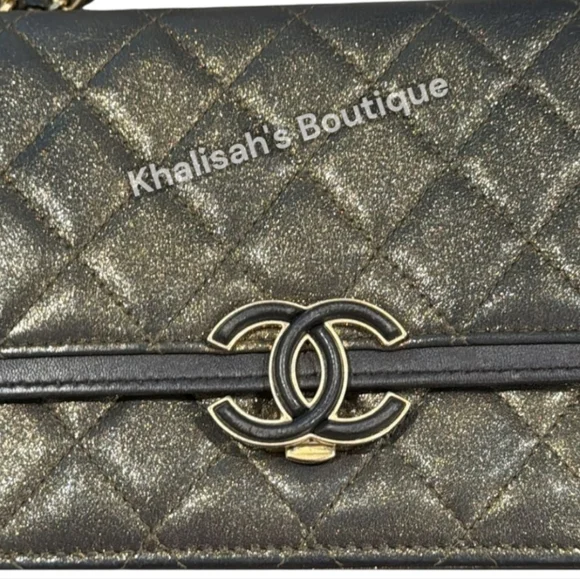 Rare CHANEL Metallic Quilted Clutch Gold Leather WOC Mini Crossbody Bag Like New - Picture 7 of 16